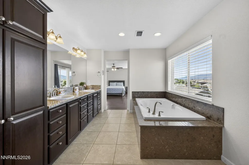 3705 Thistledown Reno NV 89512