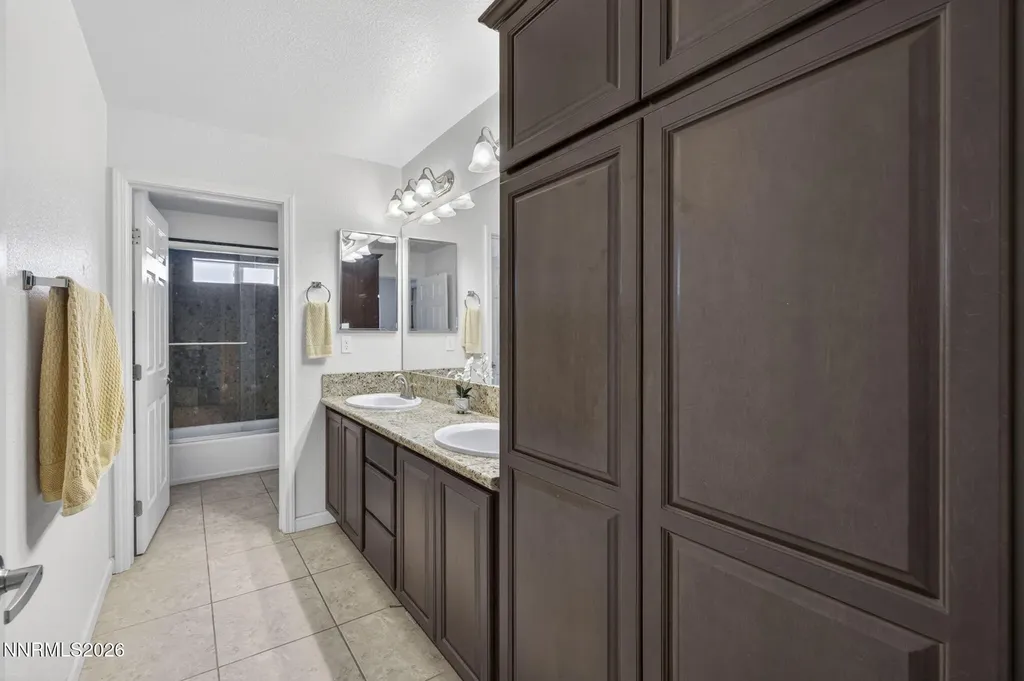 3705 Thistledown Reno NV 89512