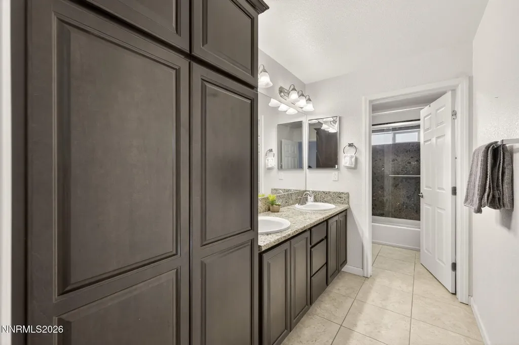 3705 Thistledown Reno NV 89512