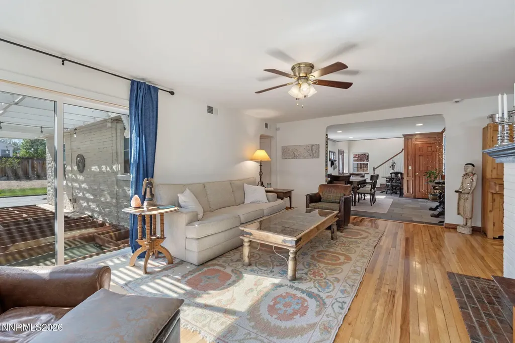 300 Country Club Reno NV 89509