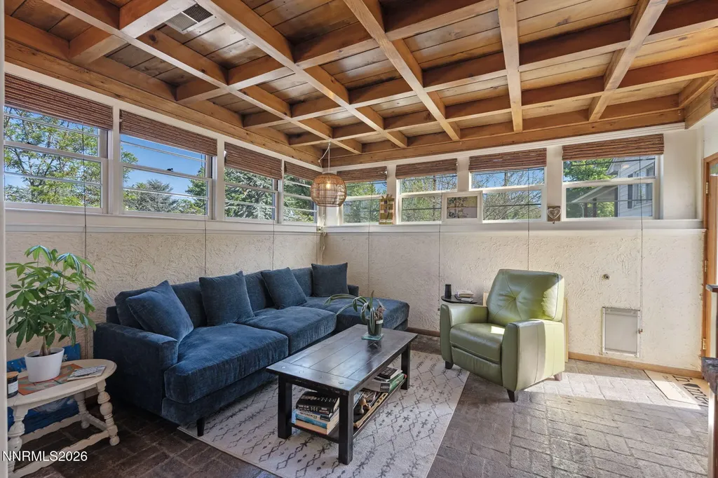 300 Country Club Reno NV 89509