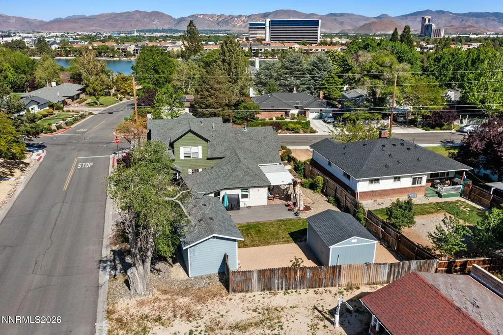 300 Country Club Reno NV 89509