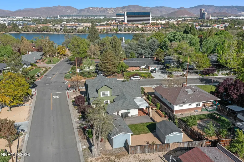 300 Country Club Reno NV 89509