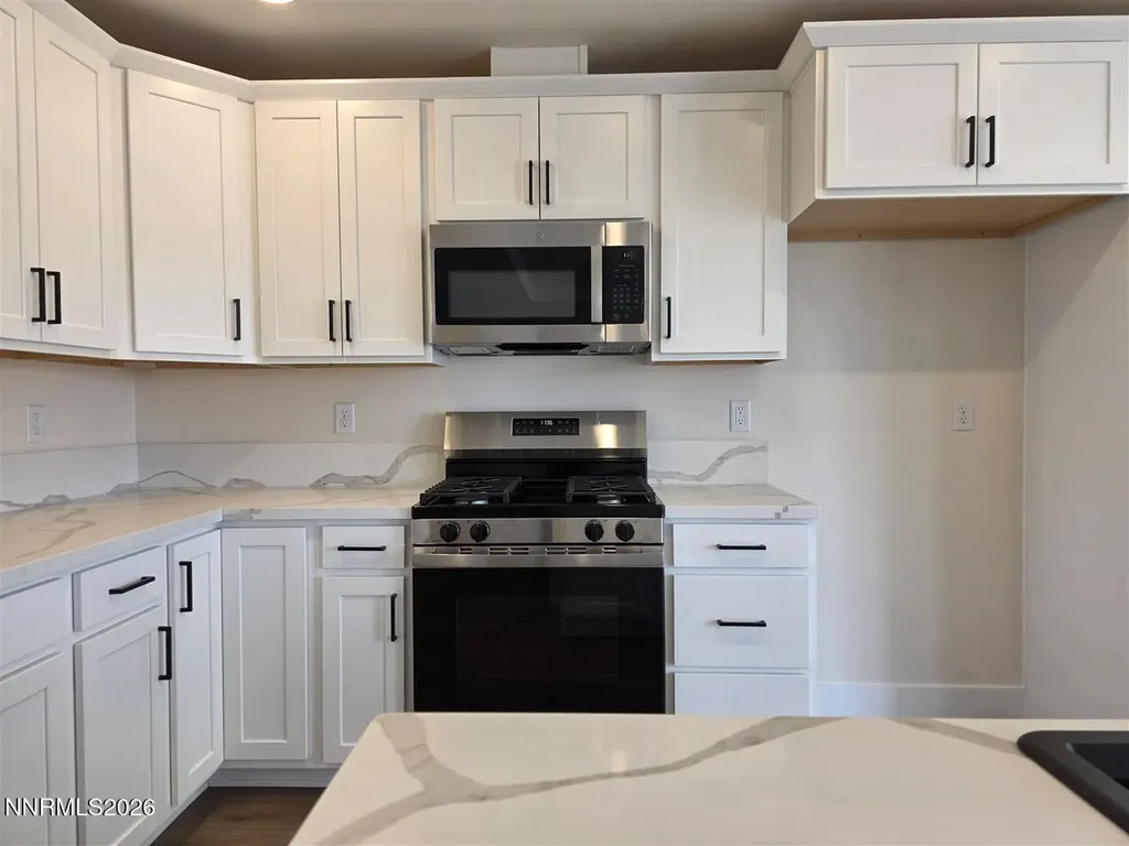 422 Seminole Yerington NV 89447