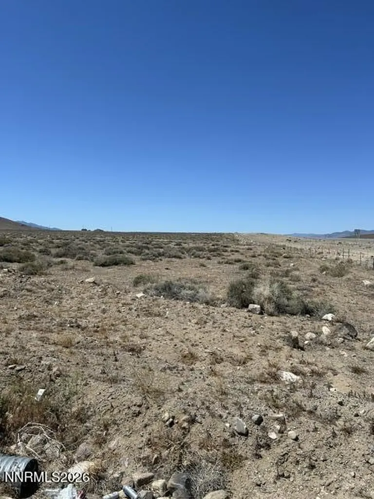 5760 Esther Silver Springs NV 89429
