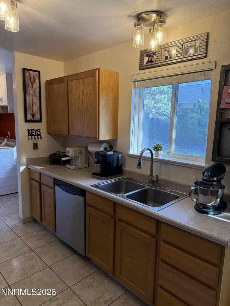 1622 Scott Winnemucca NV 89445