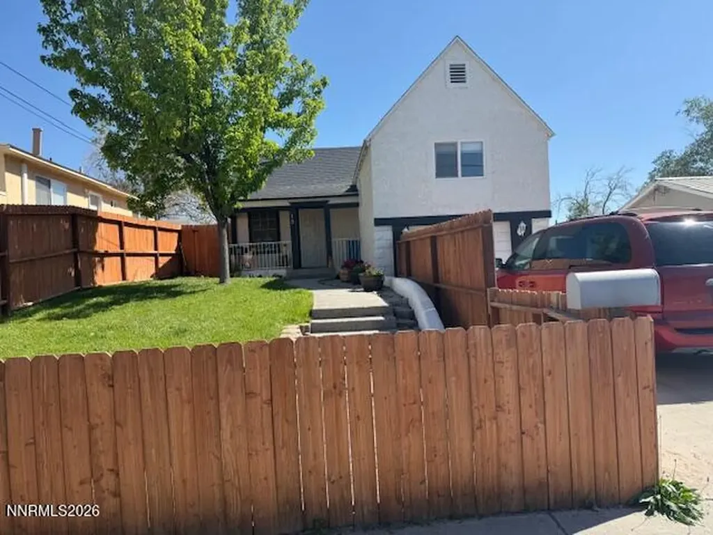 15 Front Fallon NV 89406