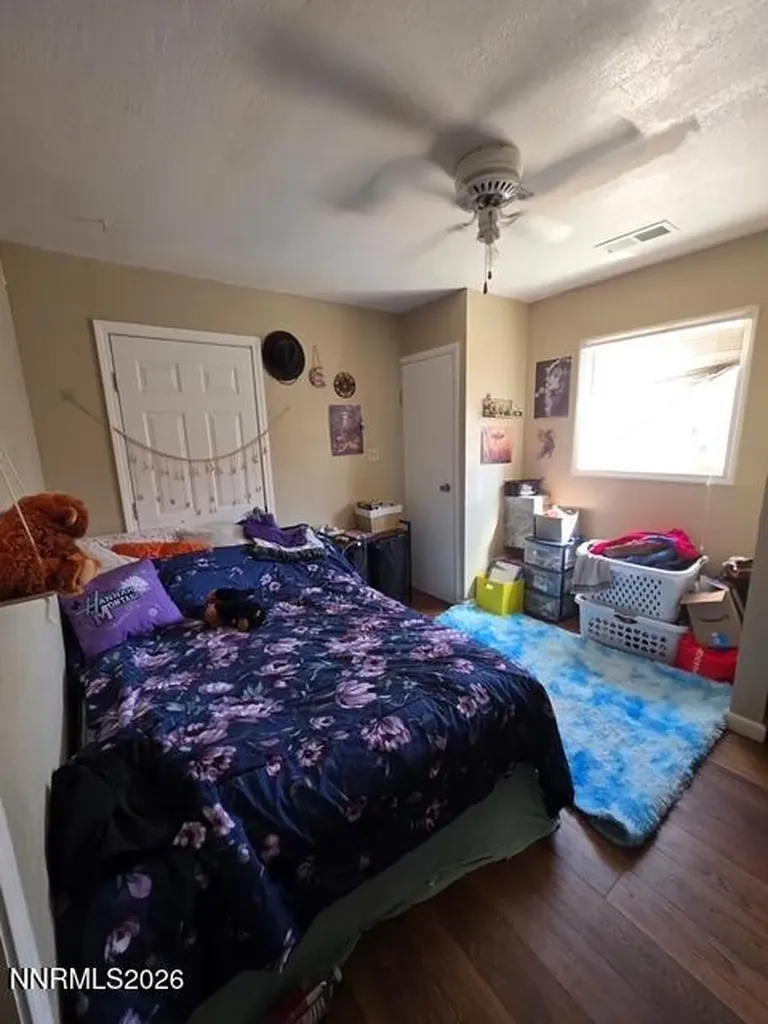 15 Front Fallon NV 89406