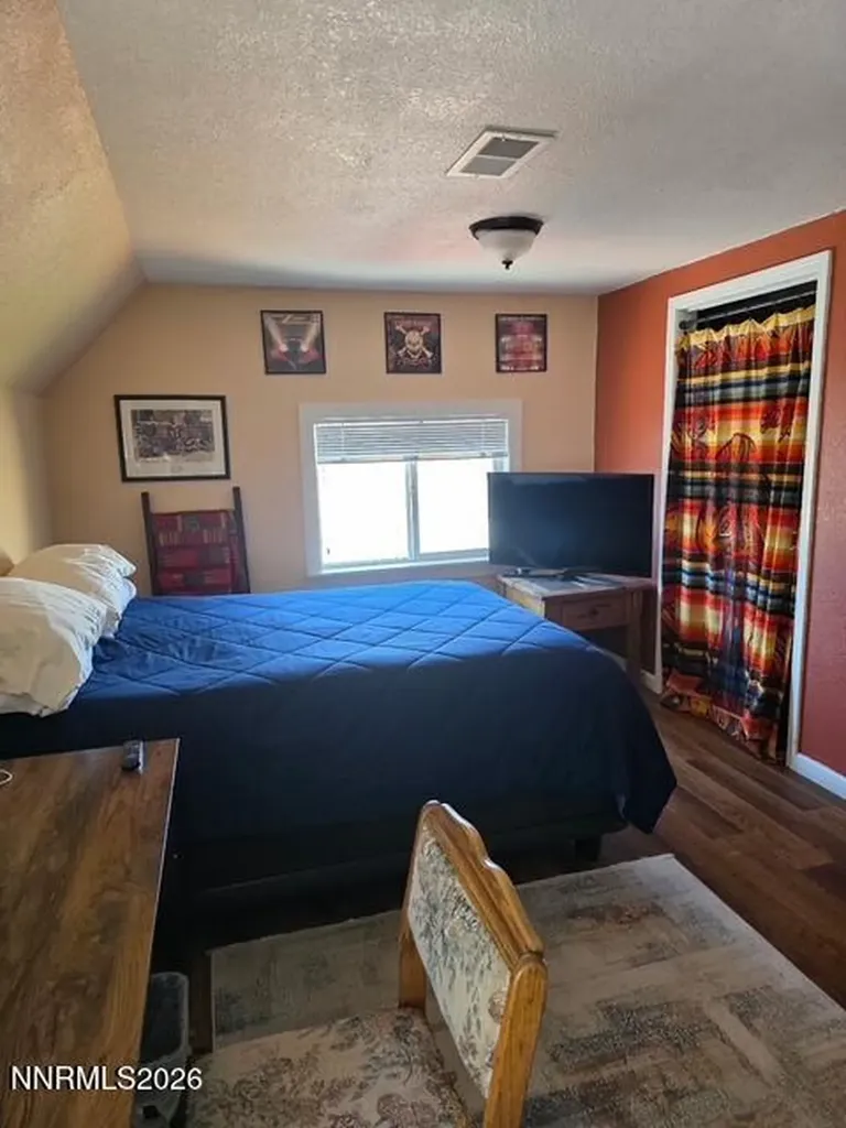 15 Front Fallon NV 89406
