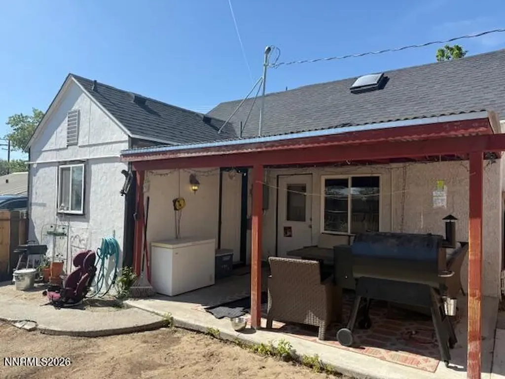 15 Front Fallon NV 89406