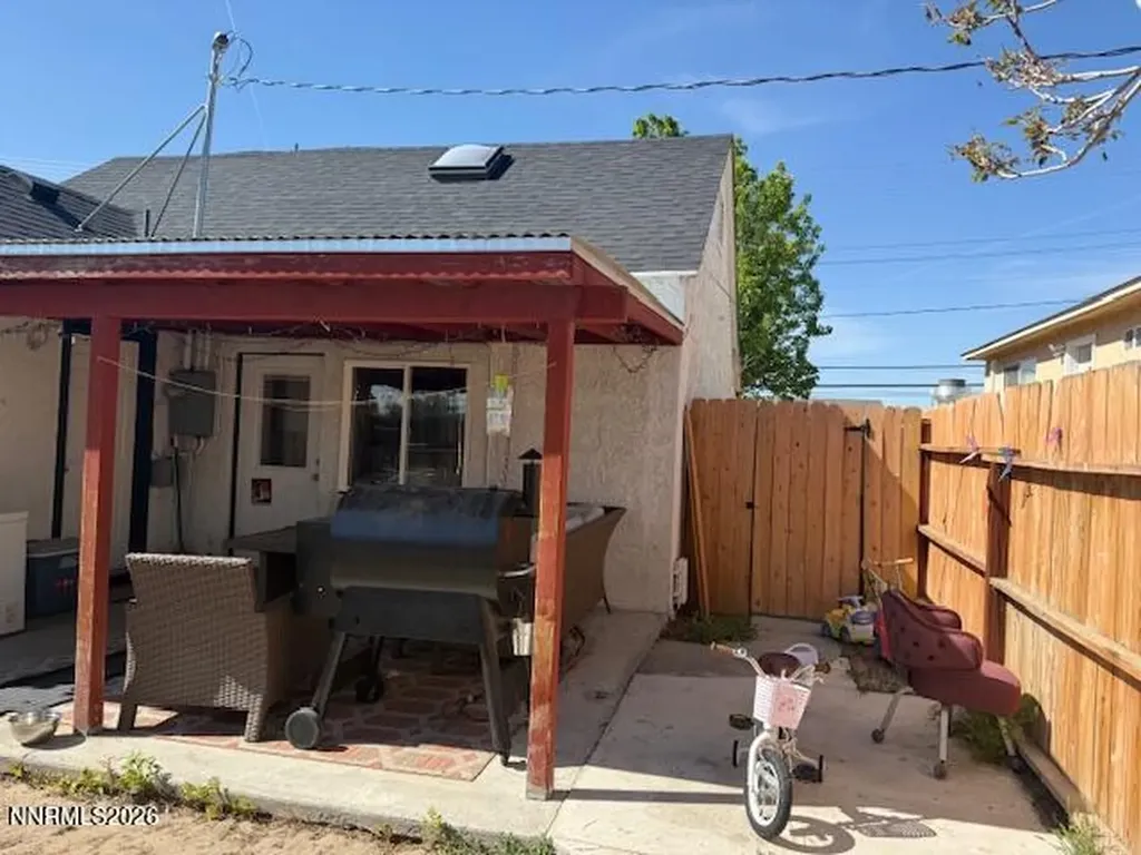 15 Front Fallon NV 89406