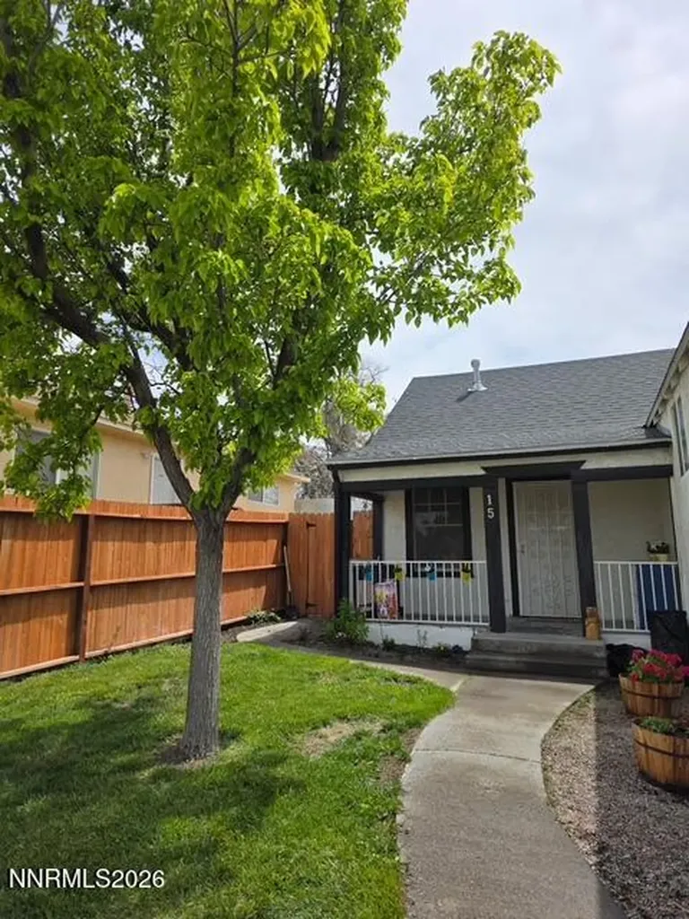 15 Front Fallon NV 89406