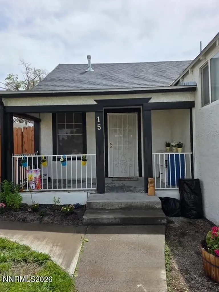 15 Front Fallon NV 89406