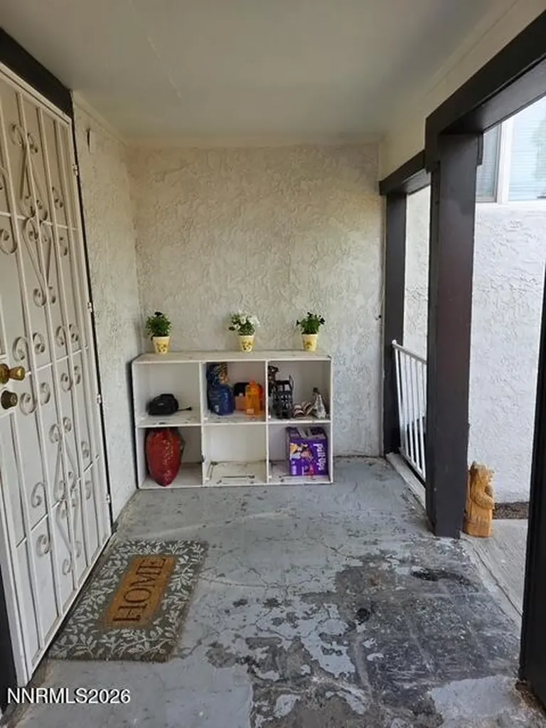 15 Front Fallon NV 89406