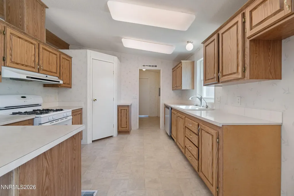 812 Scott Fernley NV 89408