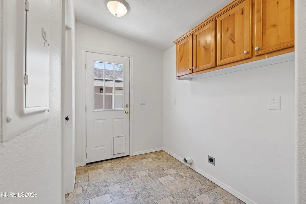 2825 Winnemucca Silver Springs NV 89429