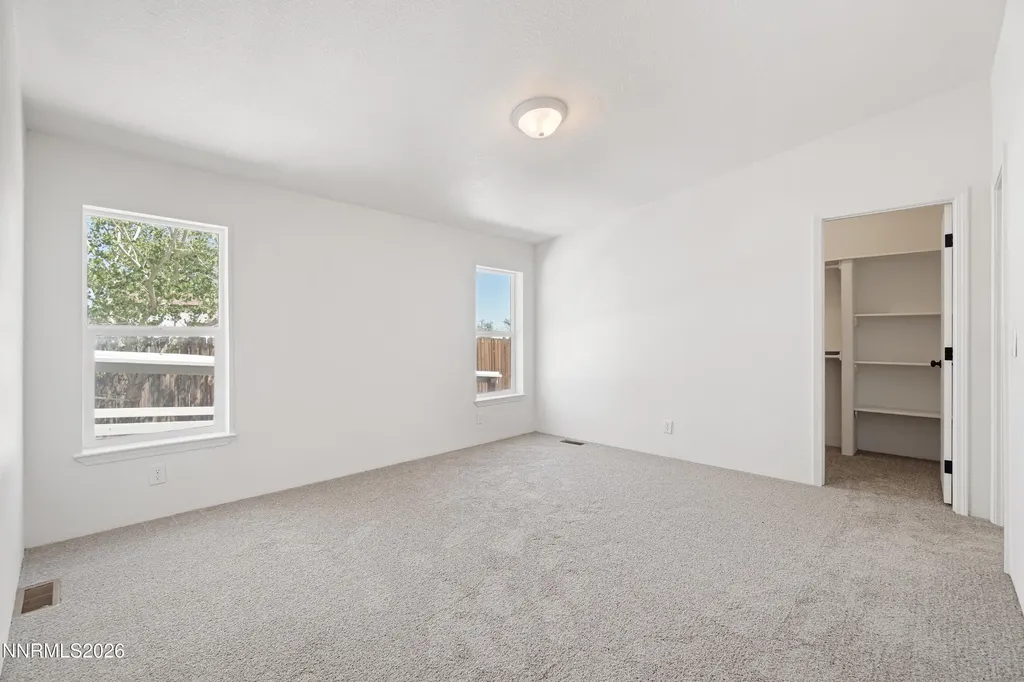 2825 Winnemucca Silver Springs NV 89429