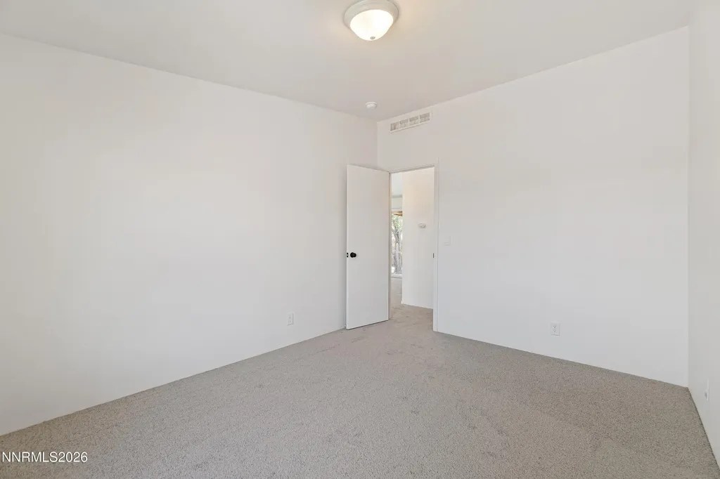 2825 Winnemucca Silver Springs NV 89429