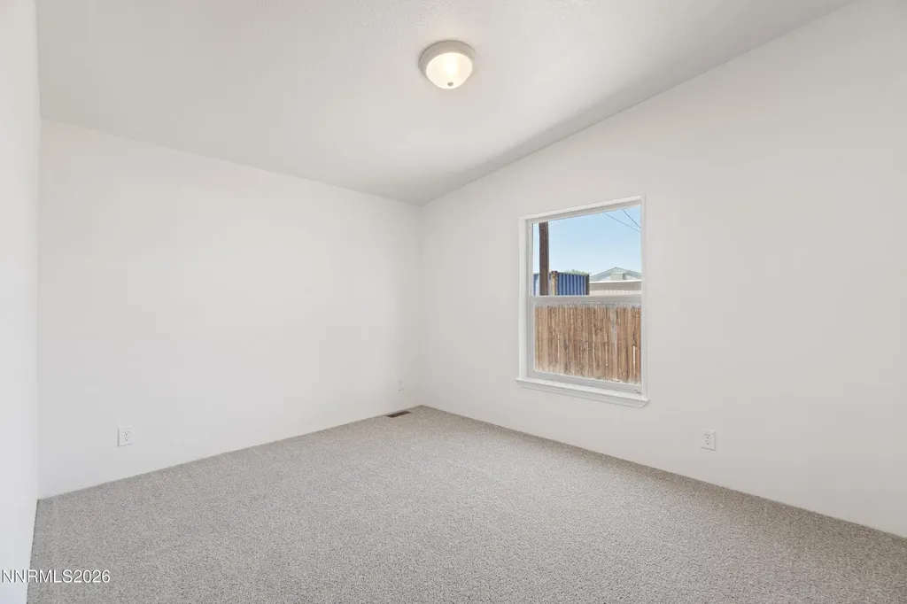 2825 Winnemucca Silver Springs NV 89429