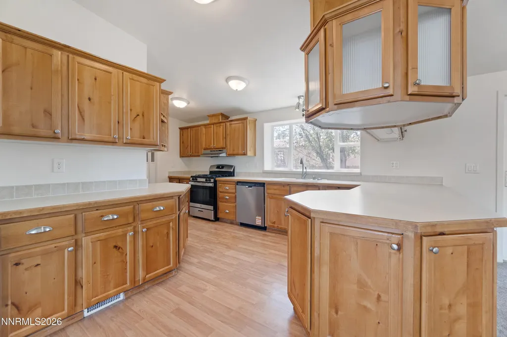 2825 Winnemucca Silver Springs NV 89429