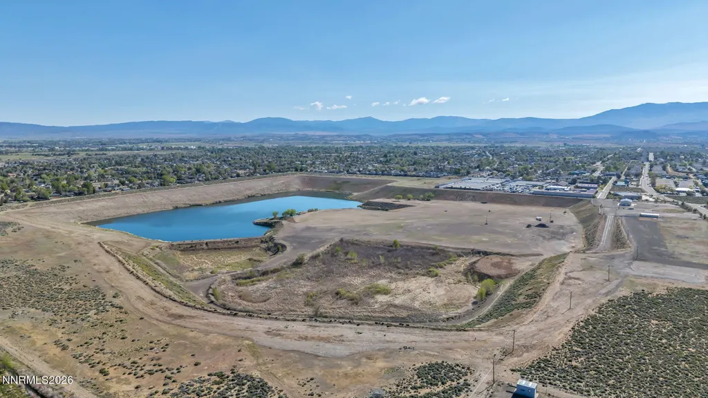 1170 Kimmerling Gardnerville NV 89460