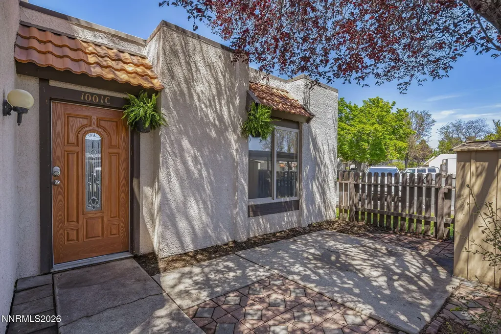 1001 Baywood Sparks NV 89434