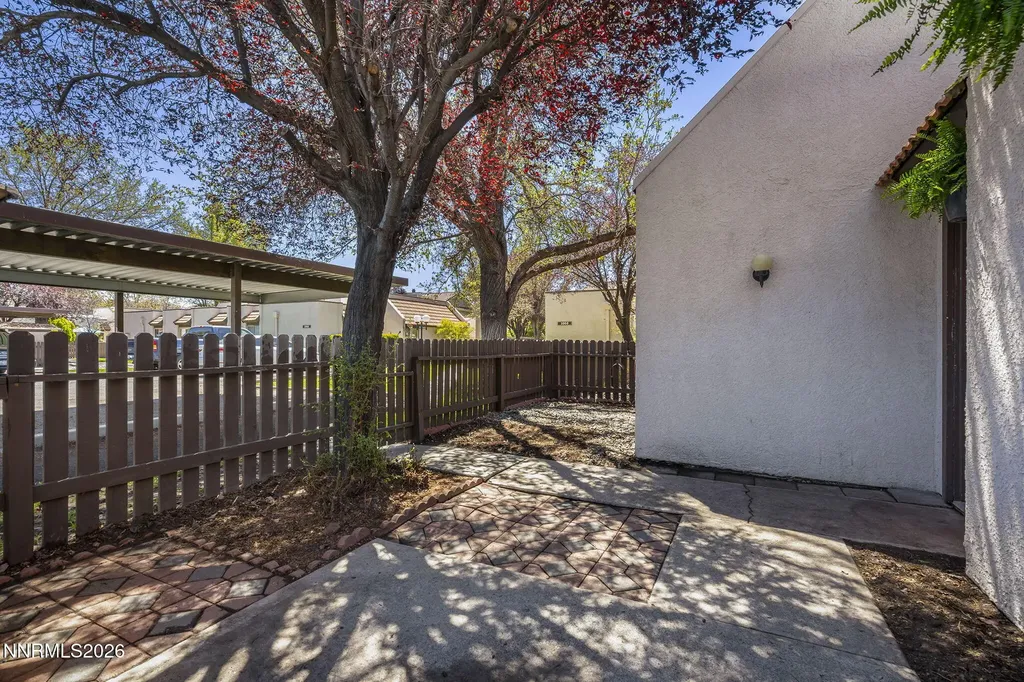 1001 Baywood Sparks NV 89434
