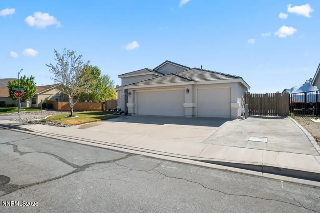 17890 Thunder River Reno NV 89508