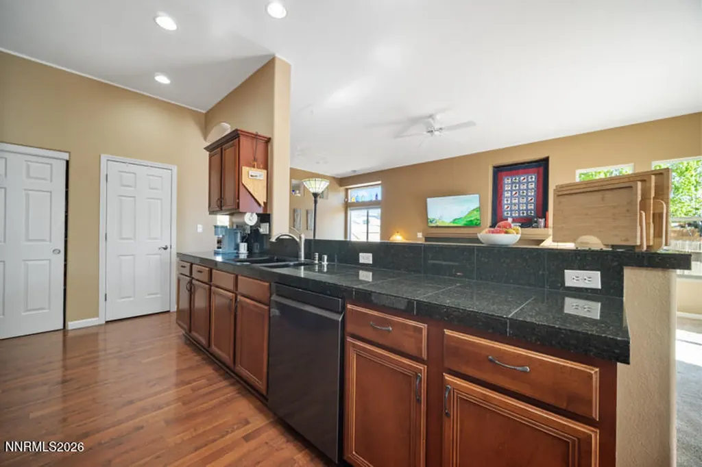 17890 Thunder River Reno NV 89508