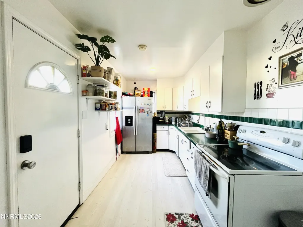 1000 Keystone Reno NV 89503