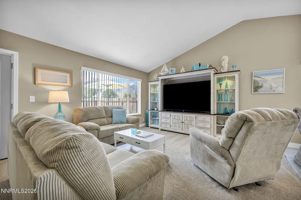 1331 Victoria Gardnerville NV 89460