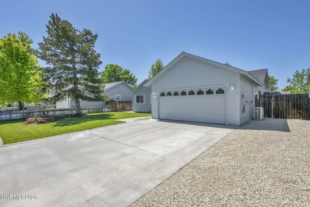1331 Victoria Gardnerville NV 89460