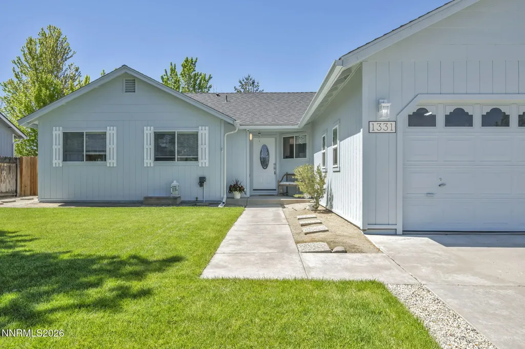 1331 Victoria Gardnerville NV 89460