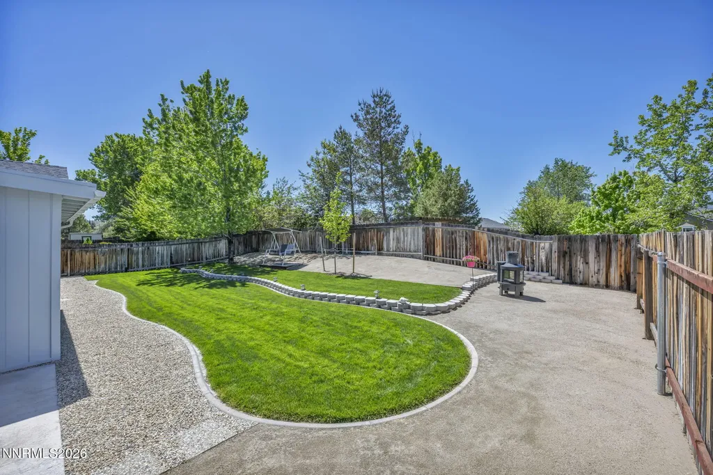 1331 Victoria Gardnerville NV 89460
