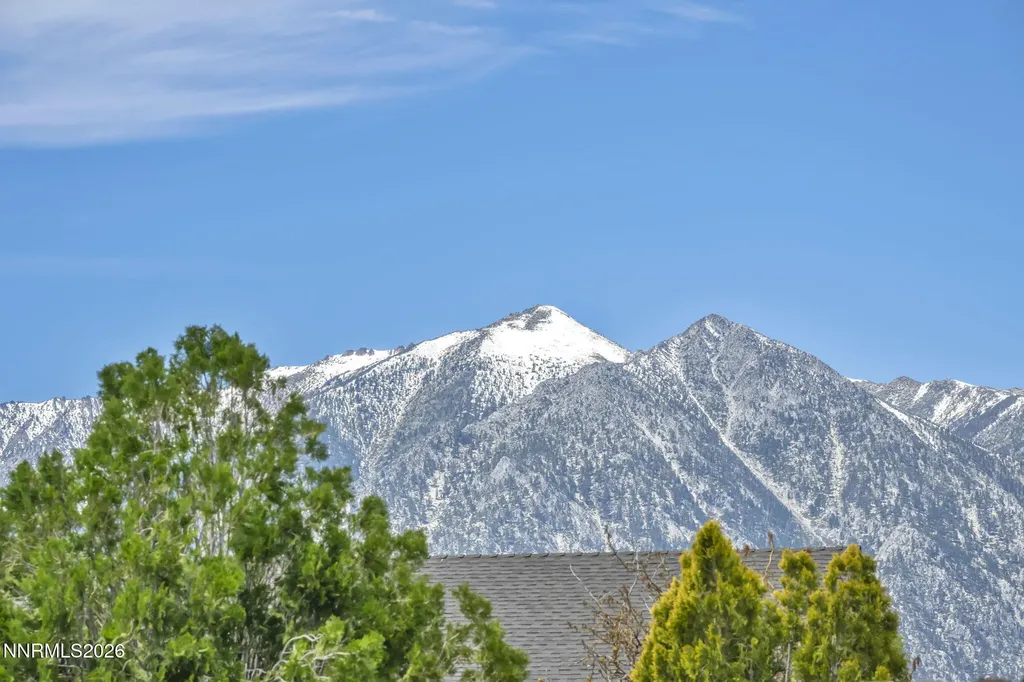 1331 Victoria Gardnerville NV 89460