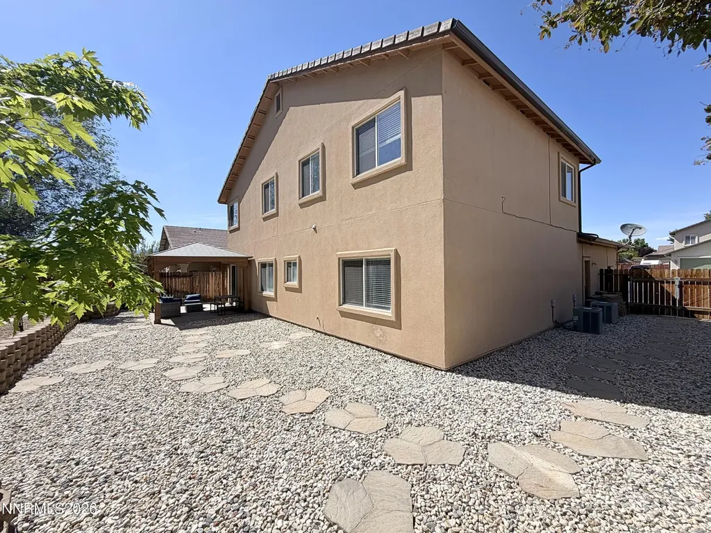 1525 Istrice Sparks NV 89436