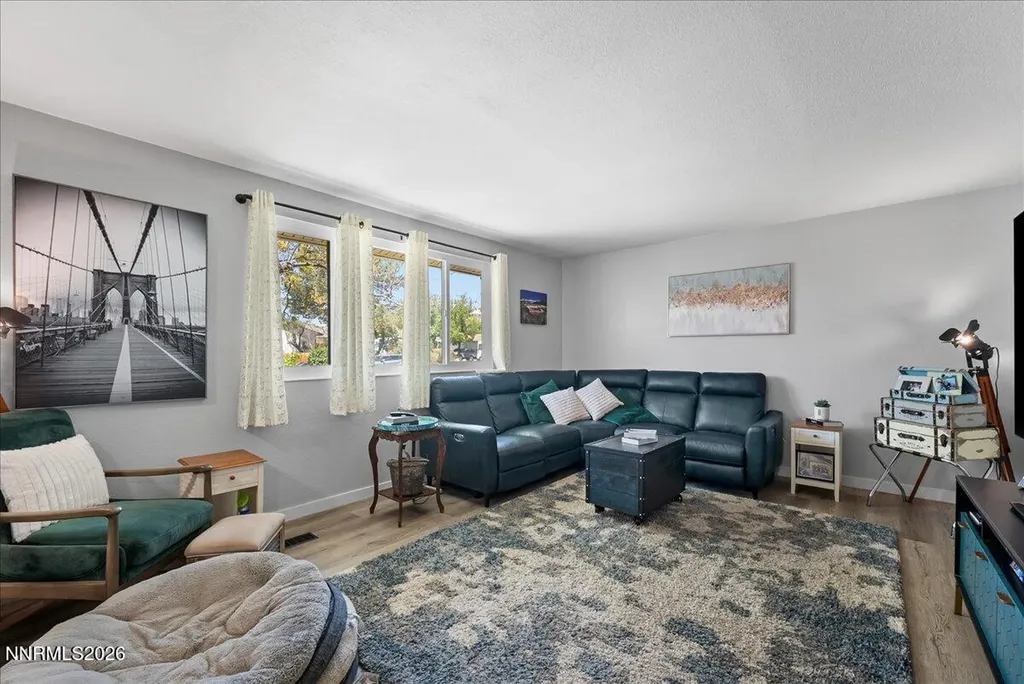 3264 Sandy Sparks NV 89431