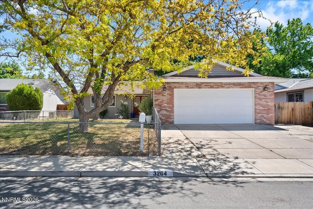 3264 Sandy Sparks NV 89431
