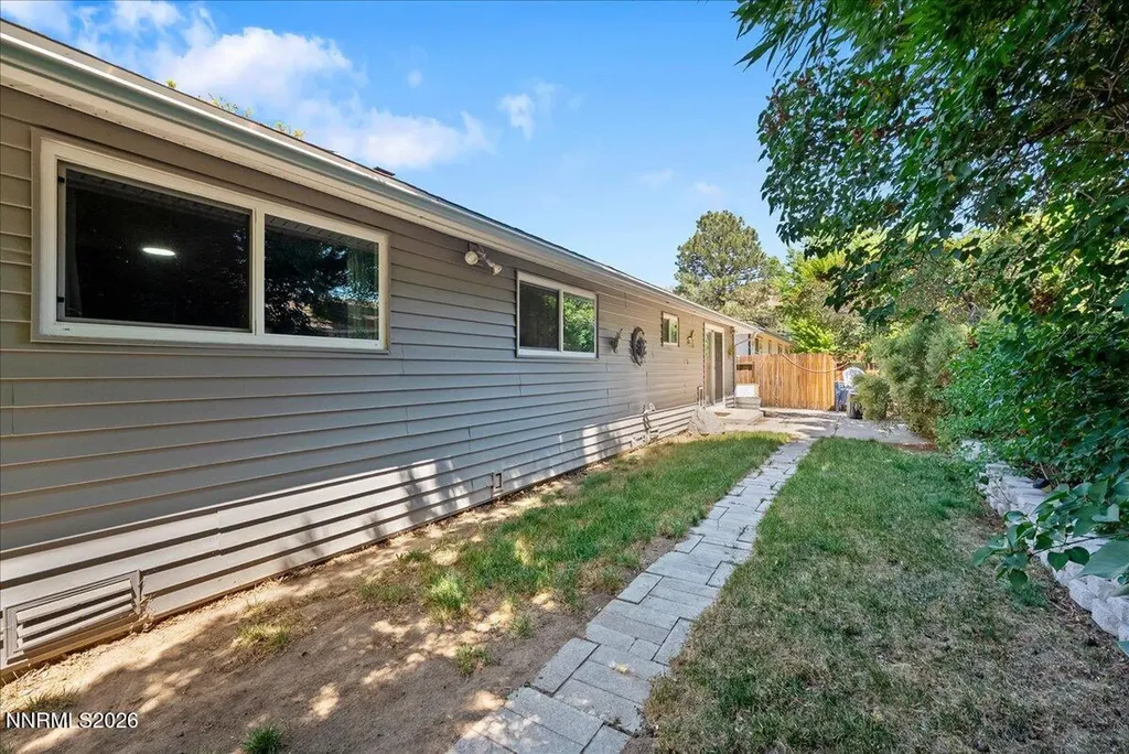 3264 Sandy Sparks NV 89431