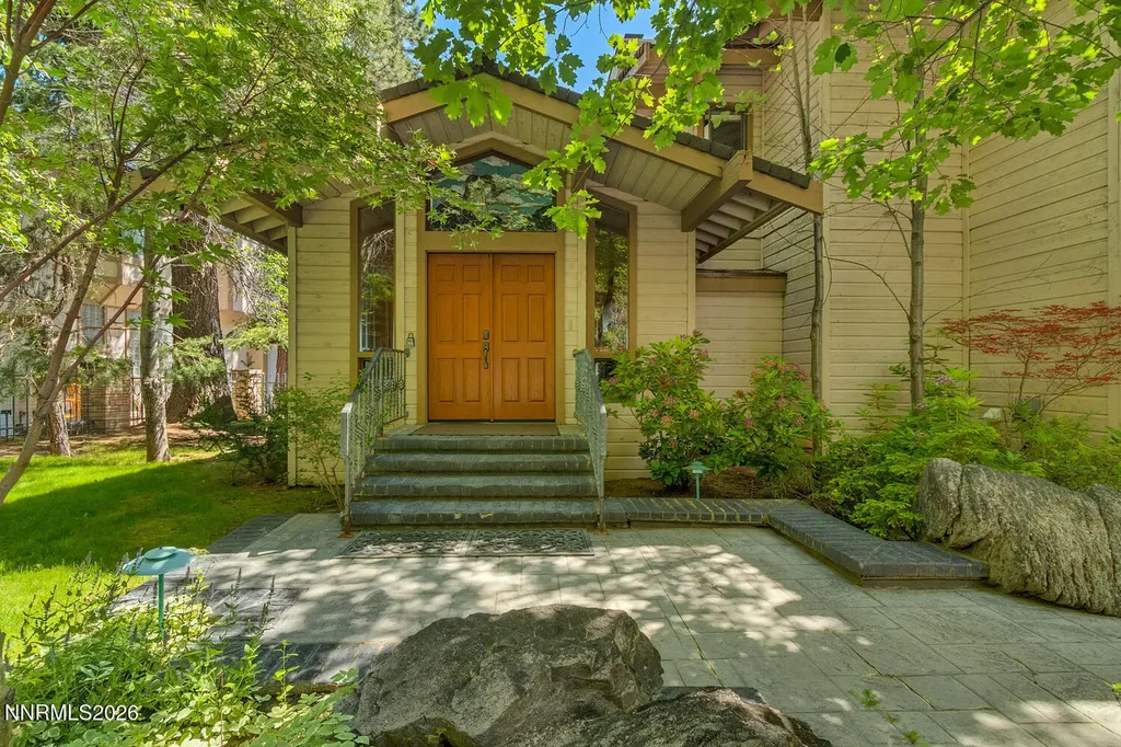 1011 Lakeshore Incline Village NV 89451