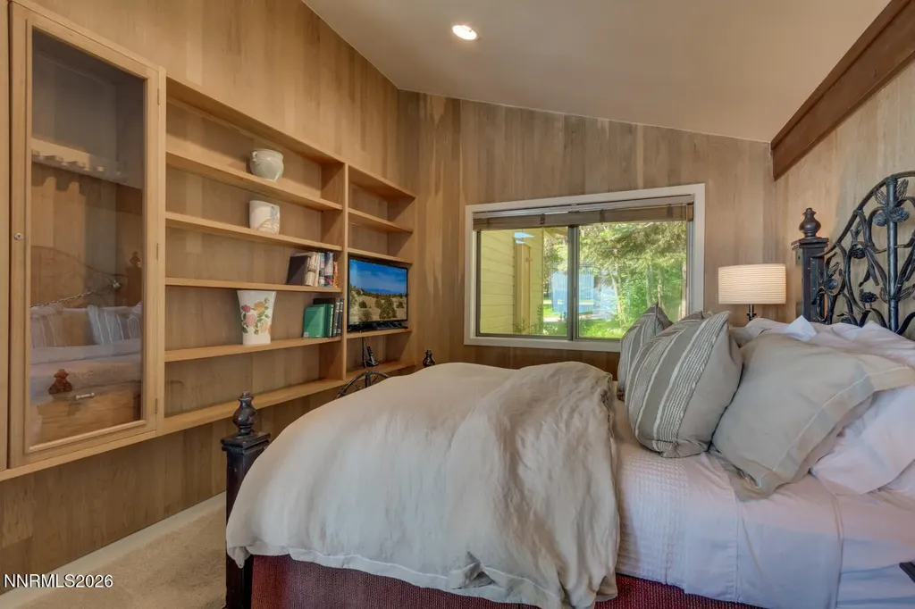 1011 Lakeshore Incline Village NV 89451