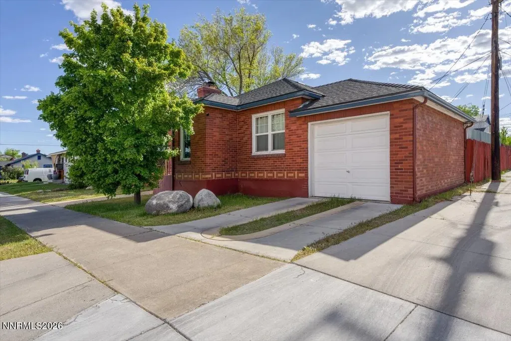 1025 Locust Reno NV 89502