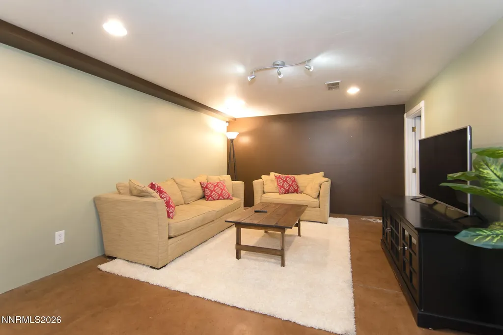1025 Locust Reno NV 89502