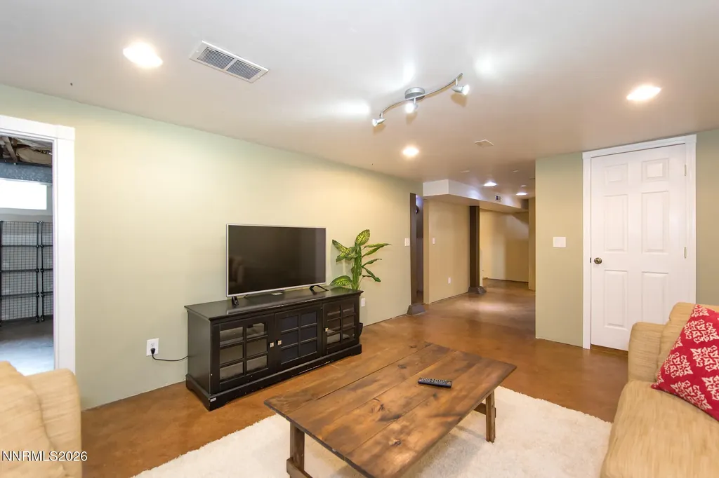 1025 Locust Reno NV 89502