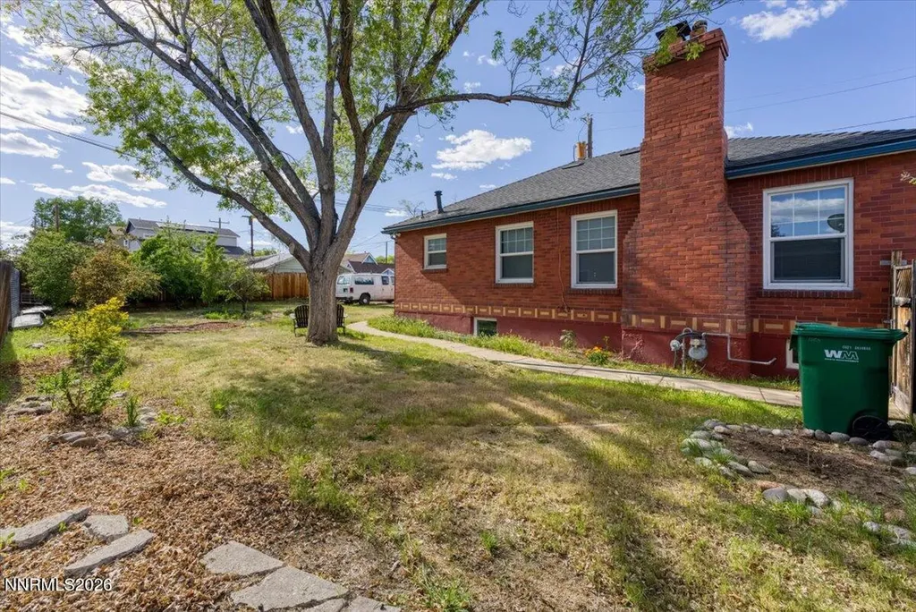 1025 Locust Reno NV 89502