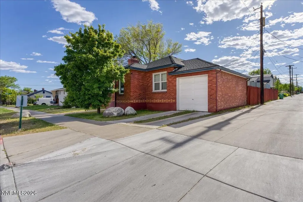 1025 Locust Reno NV 89502