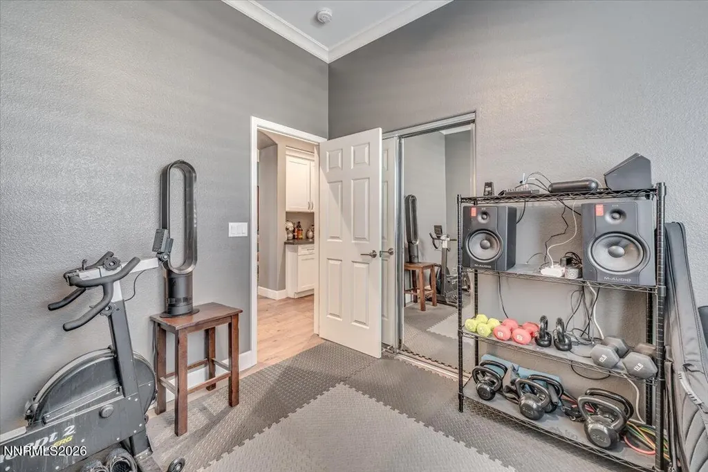 10562 Thistle Berry Reno NV 89521