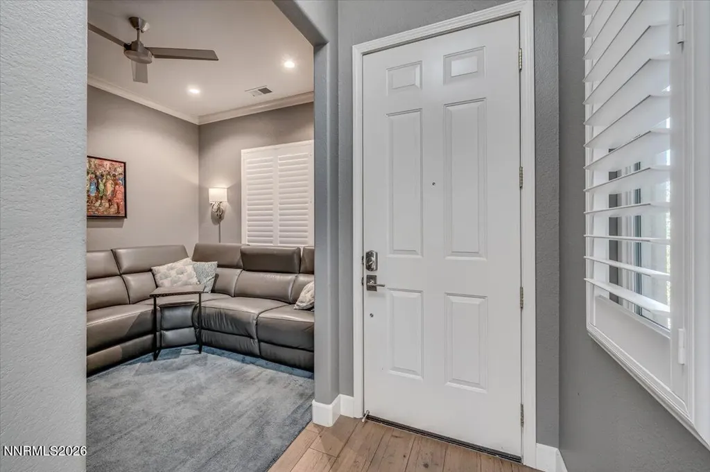 10562 Thistle Berry Reno NV 89521
