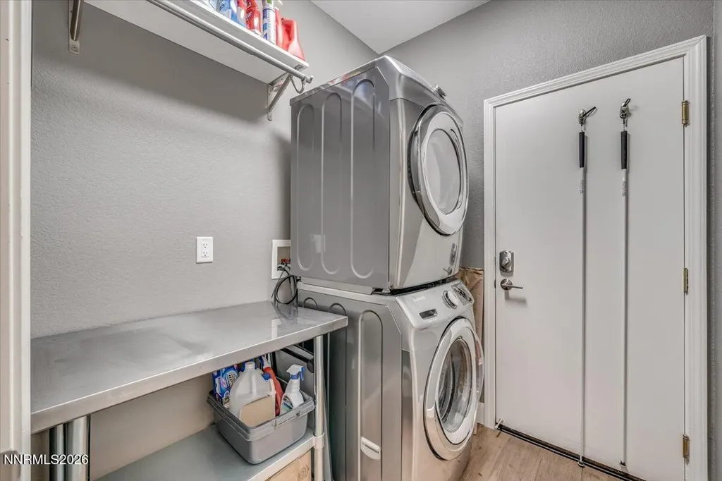 10562 Thistle Berry Reno NV 89521