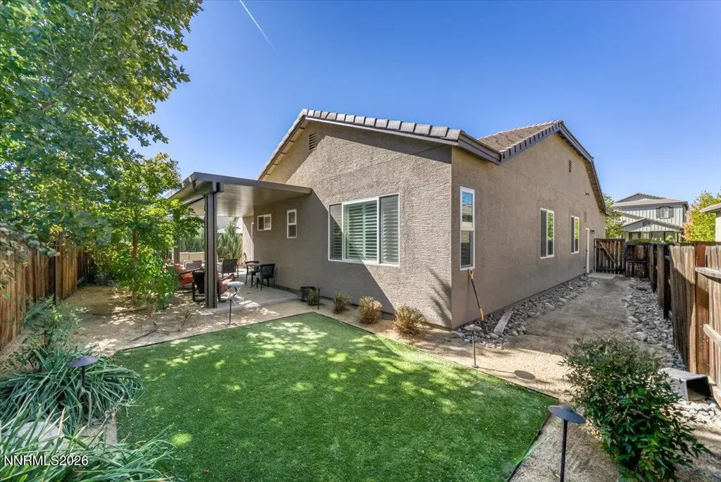 10562 Thistle Berry Reno NV 89521
